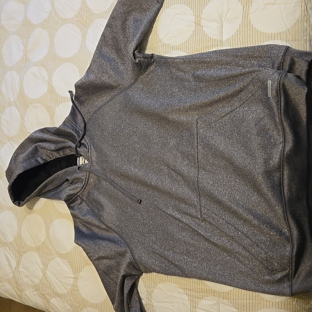 Tek Gear mens performance hoodie, medium